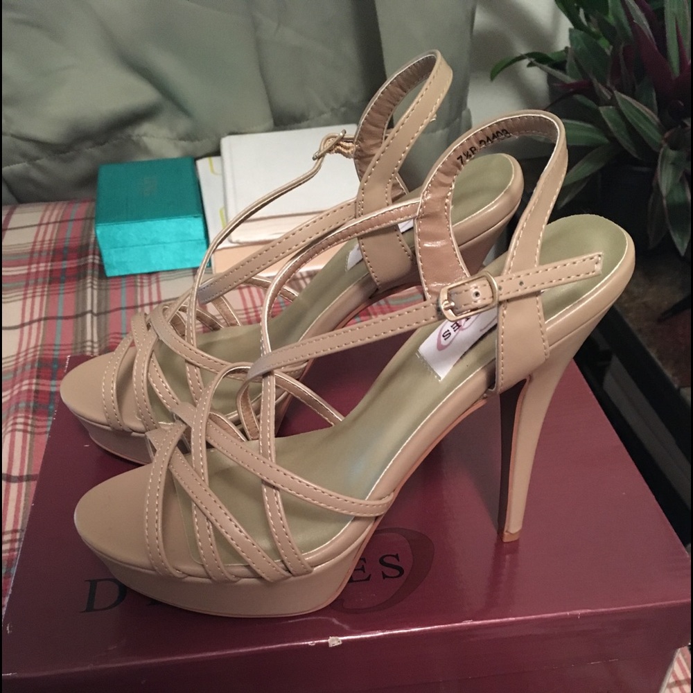 Dyeables Cali Taupe sandal heel